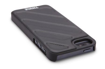 Thule Gauntlet™ iPhone® 5/5s case Black(TGI-105BLK)-1746